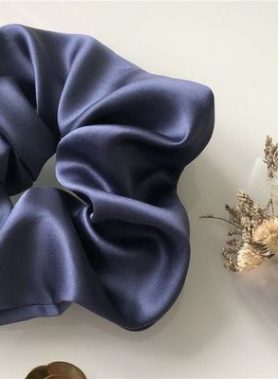 Slip slip 100% silk scrunchie